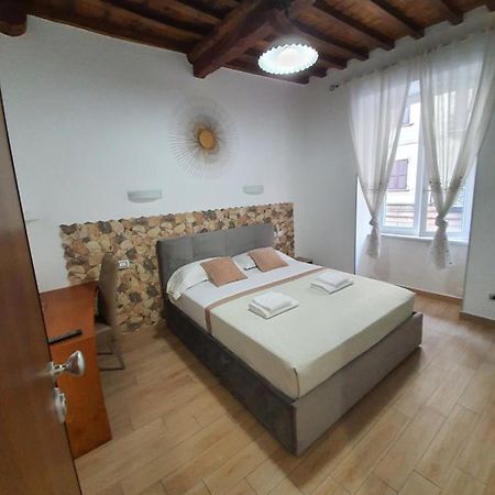 Marla rooms La Spezia Buitenkant foto